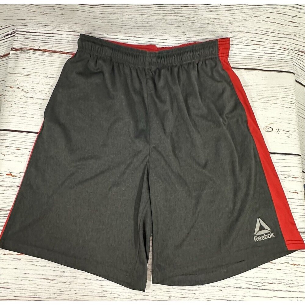 Reebok Mens Gym Shorts Size Medium Dark Gray Red Pockets Stretch Sports